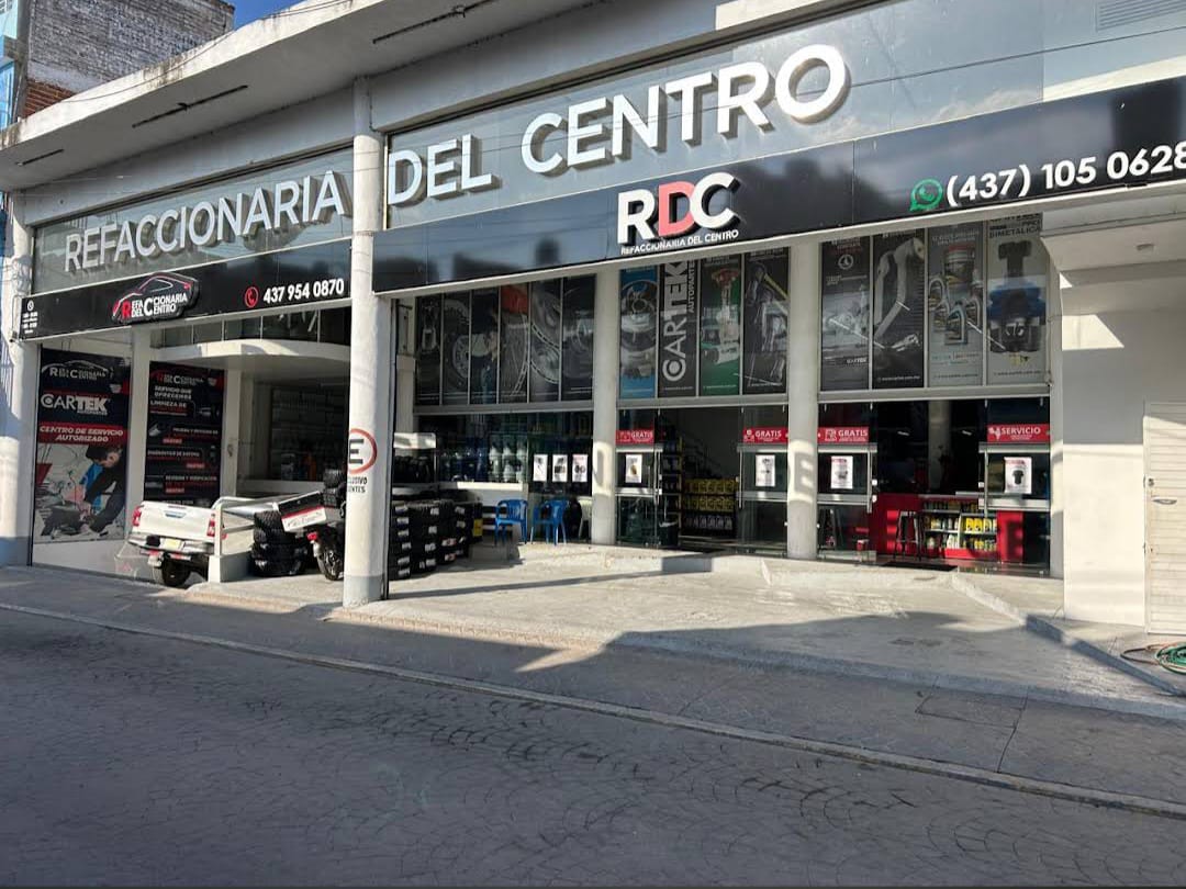 Fachada Refaccionaria del Centro